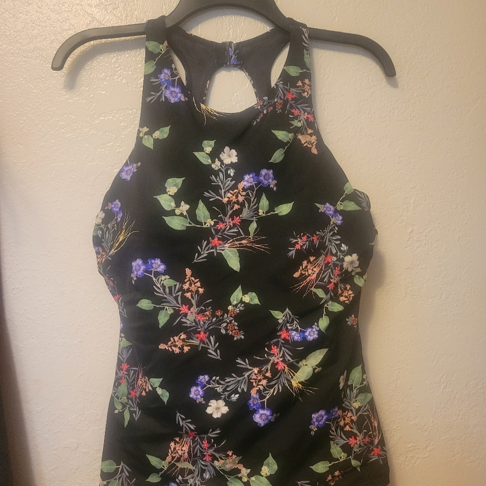 Athleta Tankini 36D/DD